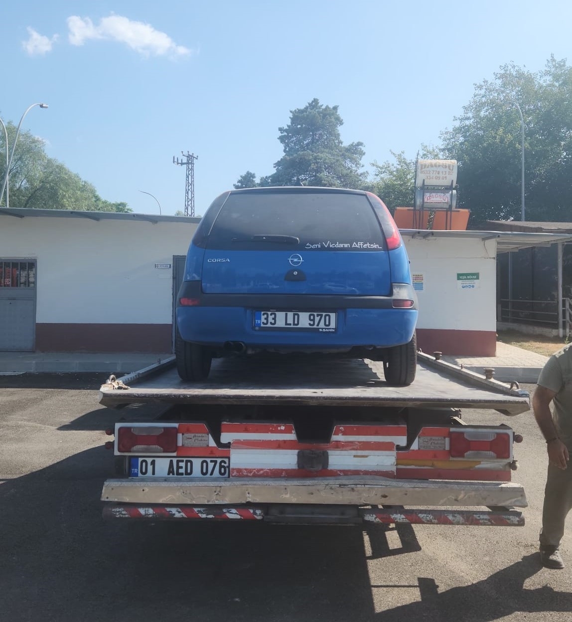 Trafiği tehlikeye düşüren sürücüye 13 bin 950 TL ceza
