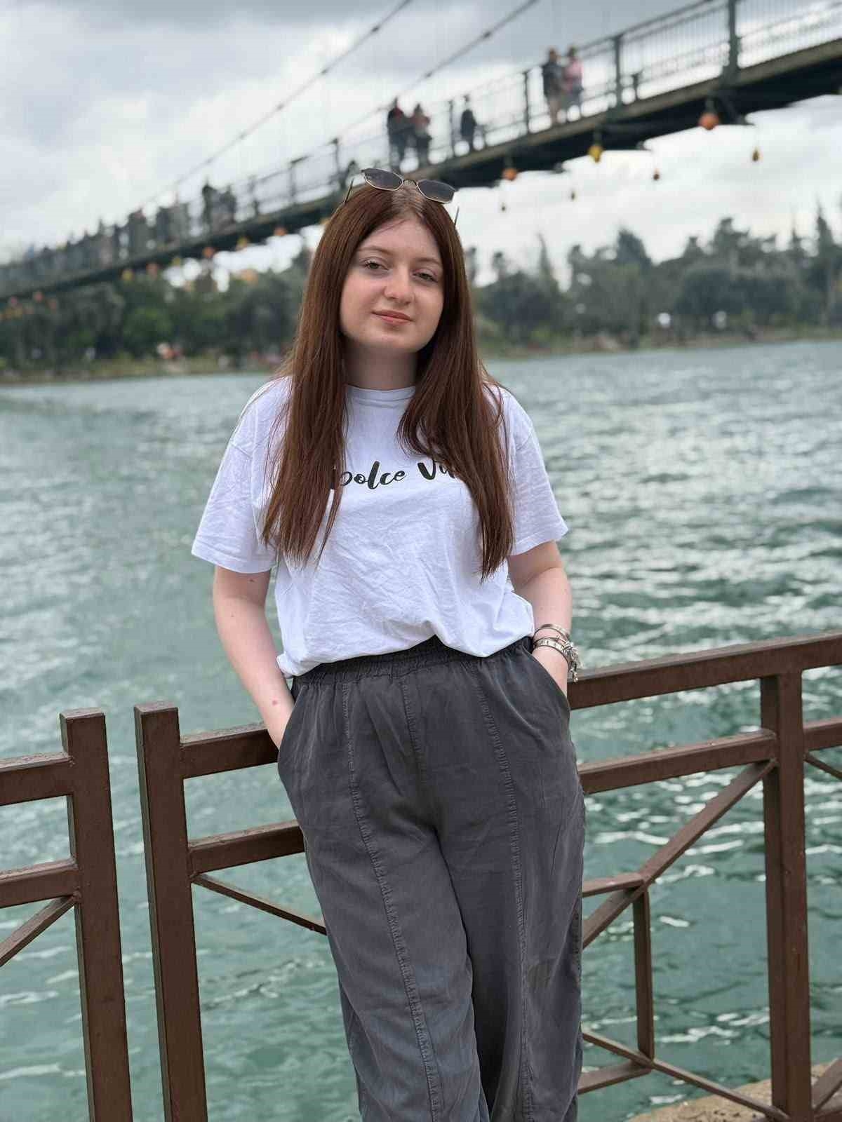 15 yaşındaki görme engelli kızdan günlerdir haber alınamıyor
