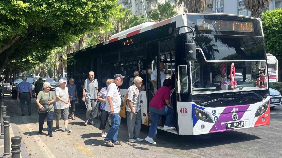 Adana’da toplu taşımada klima çilesi