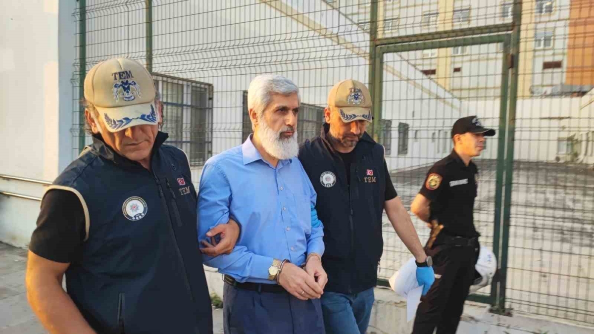 Kuytulculara operasyon: Alparslan Kuytul, eşi ve çok sayıda kişi gözaltında
