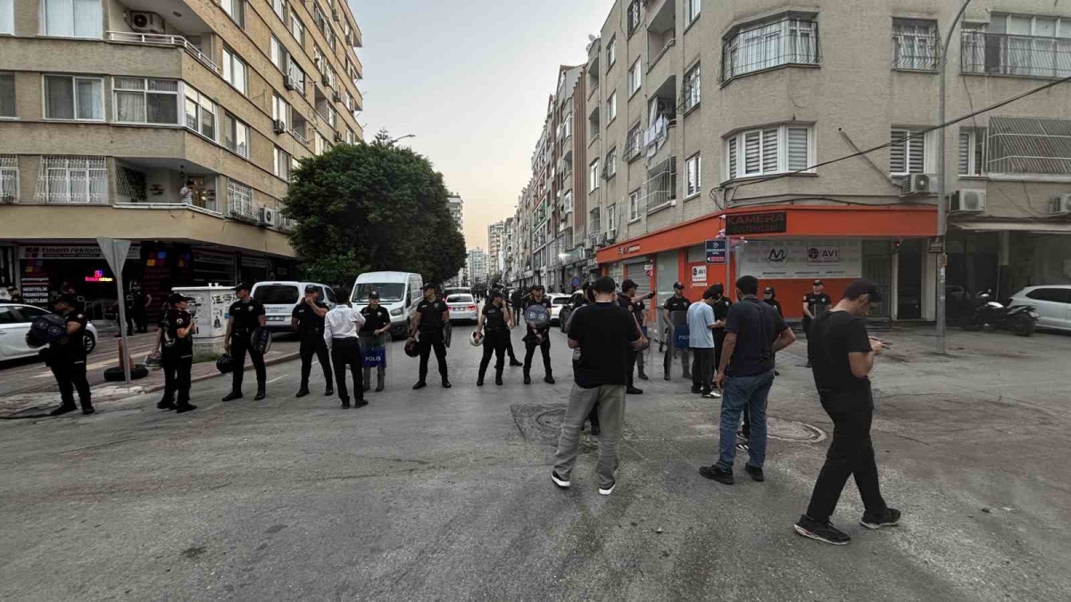 Adana’da Kuytulculara yönelik operasyon: Polis Alparslan Kuytul’un evinde arama yapıyor
