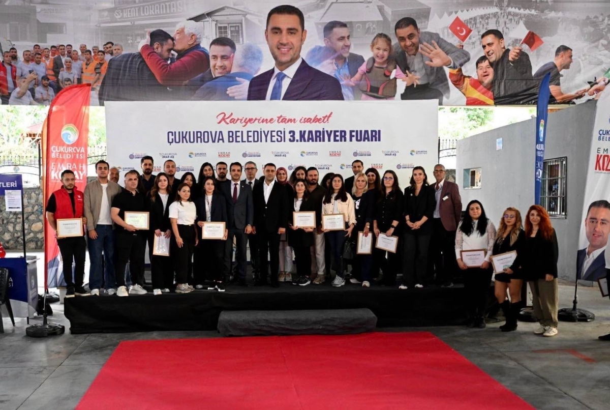 Çukurova’da 3. Kariyer Fuarı’nda iş arayanlarla işverenler buluştu
