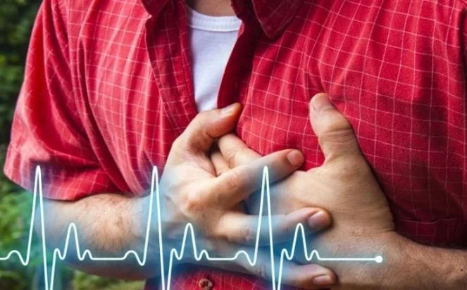 Kalp ritim bozukluğu nedir? Kalp ritim bozukluğu nasıl anlaşılır? Kalp ritim bozukluğu tedavisi nasıl yapılır?