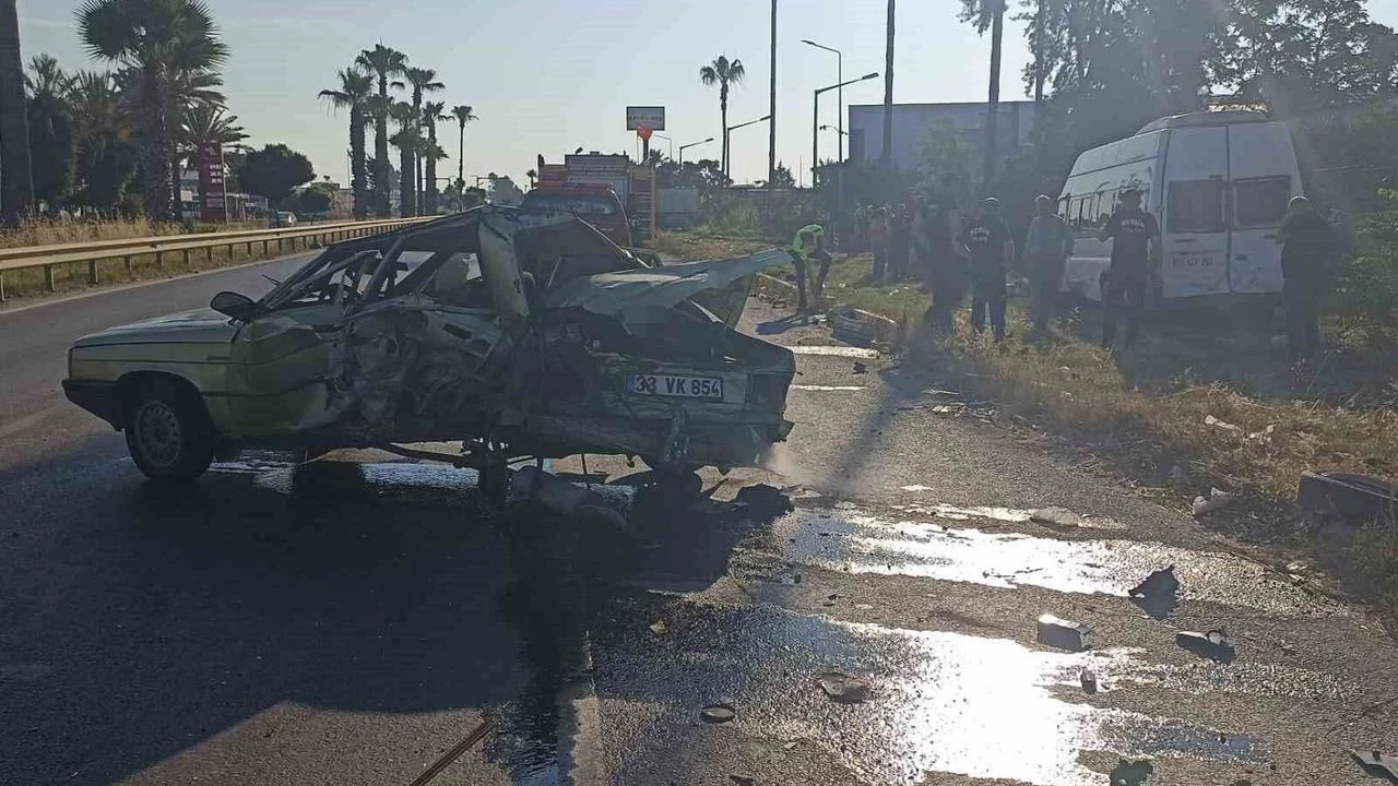 Mersin’de zincirleme trafik kazası: 1 ölü
