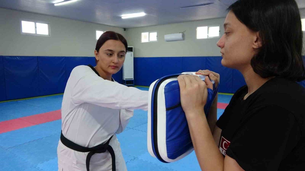 Spor hayatı bitecek denilen milli tekvandocu, şampiyon olarak geri döndü

