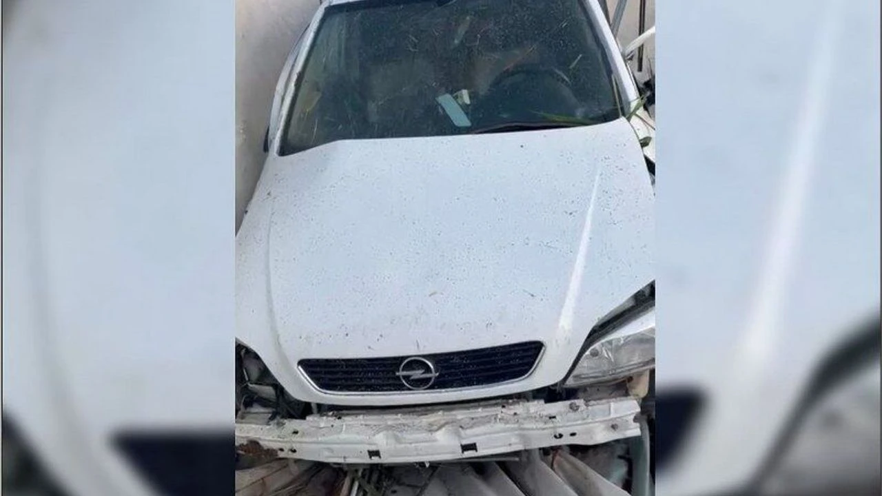 Kontrolden çıkan otomobil seraya yuvarlandı: 1 ölü