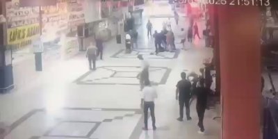 Değnekçiden bilet aldı, iade etmek isteyince dayak yedi
